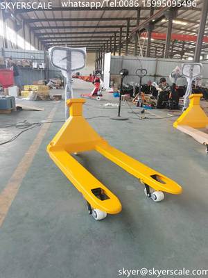 3000kg น้ําหนัก มือ ไฮดรอลิกมือ Pallet รถบรรทุกกับสกะ