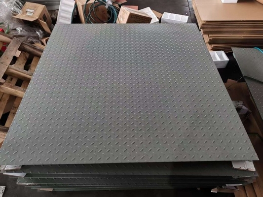 ปรับแต่งปลาตฟอร์มพื้นขนาด 10T จิติมอล LED Display รองรับ ODM และ OEM