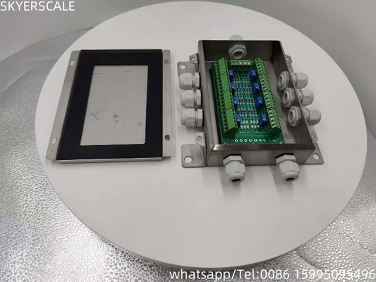 Weighbridge 8 สายสแตนเลสมาตรฐานอุตสาหกรรม Analog ปรับสัญญาณกล่องแยกสําหรับรถบรรทุกขนาด 3x18m