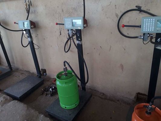 เครื่องบรรจุถังแก๊ส LPG แบบตัดอัตโนมัติขนาดกะทัดรัด 120 กก